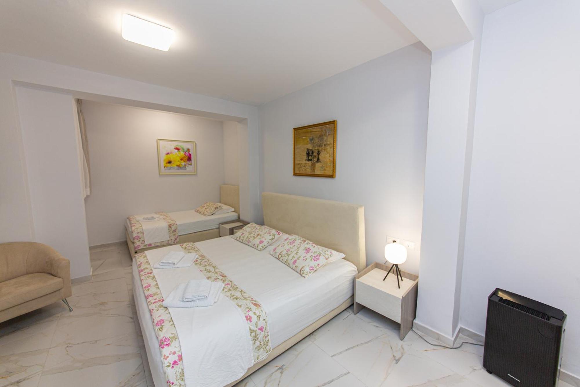 Luxury Villa 2 Vlorë エクステリア 写真