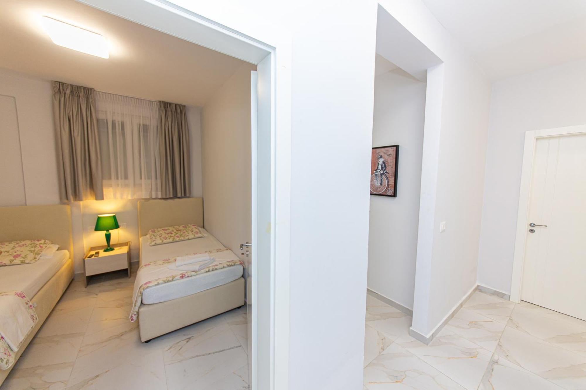 Luxury Villa 2 Vlorë エクステリア 写真